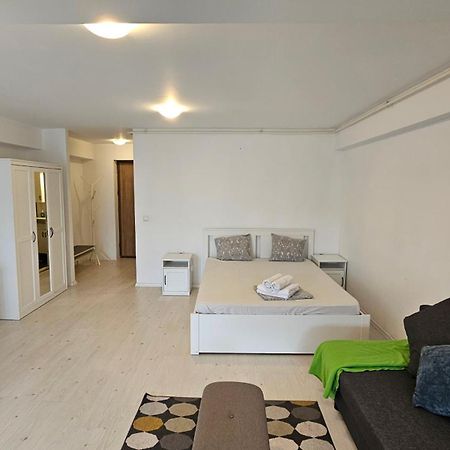 Airport Residence Otopeni Bagian luar foto