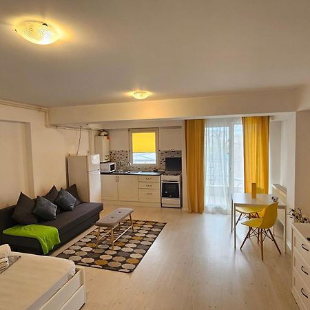 Airport Residence Otopeni Bagian luar foto