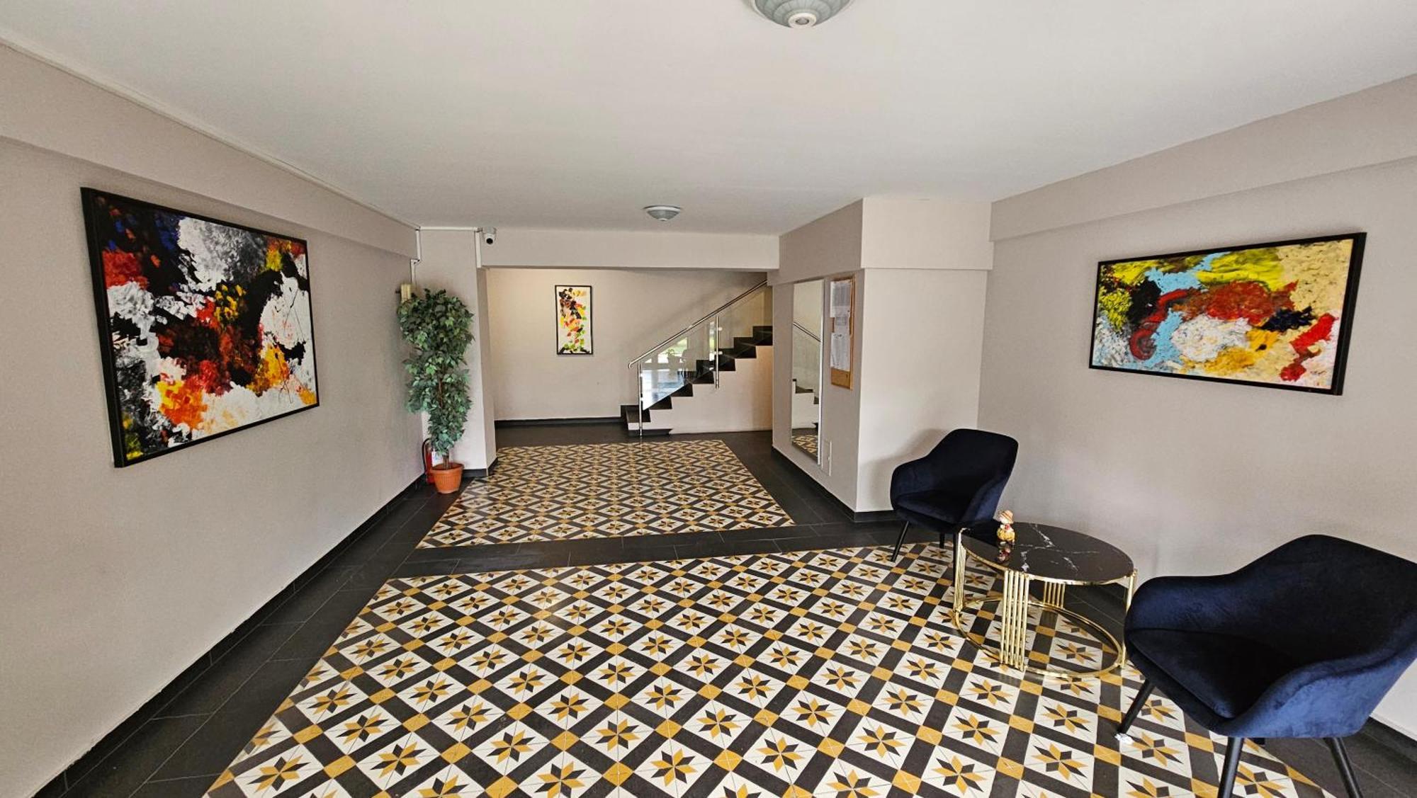 Airport Residence Otopeni Bagian luar foto