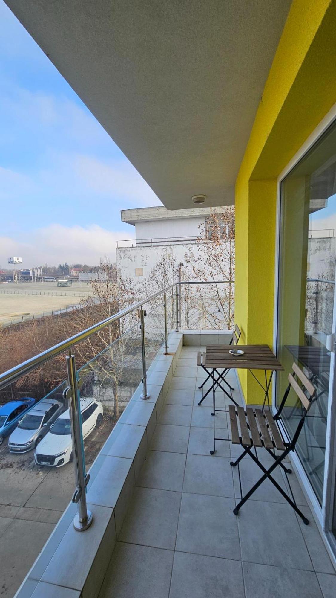 Airport Residence Otopeni Bagian luar foto